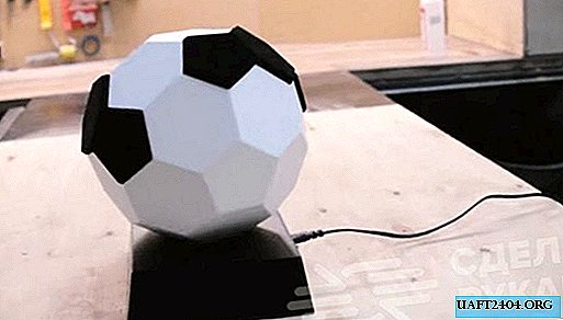 Balón de fútbol con altavoz bluetooth