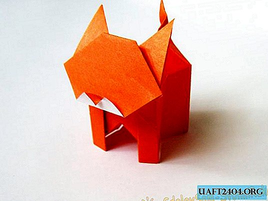 Kotak kertas Origami dalam bentuk kucing