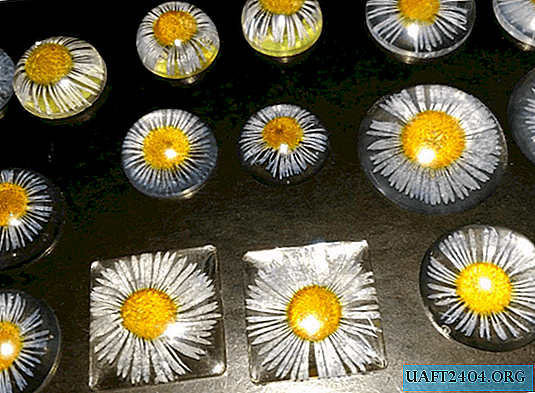 Flowers in epoxy how to do