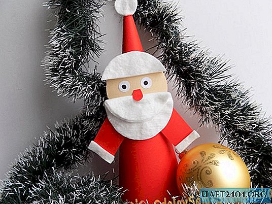 סנטה קלאוס עשוי מכריות נייר וכותנה