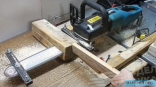Home table saw from a chain saw