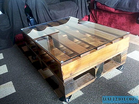 How to turn old pallets into a beautiful coffee table