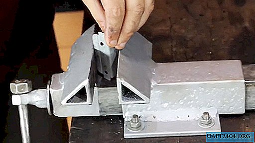 Wie man aus Metallresten einen zuverlässigen Schraubstock macht