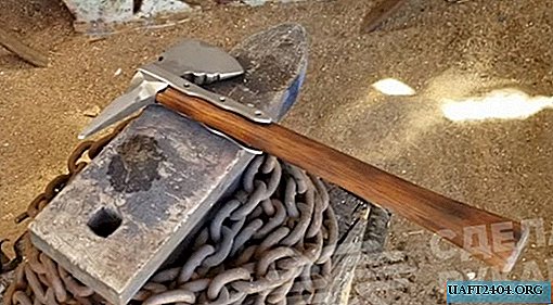 Hoe maak je een tomahawk van een gewone hamer