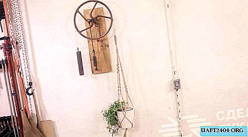 Hoe een slimme hanger voor een bloempot te maken