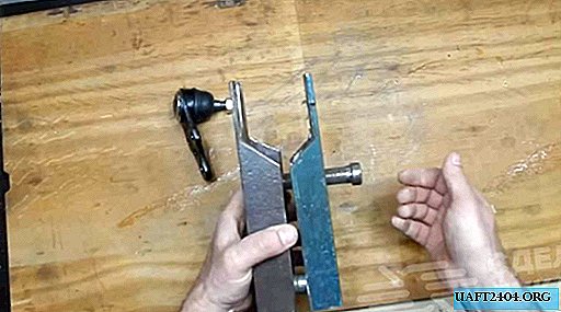 How to make a universal puller for a motorist
