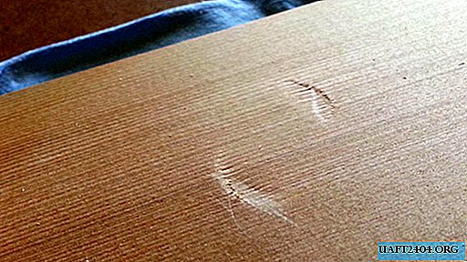 Πώς να αφαιρέσετε ένα βαθούλωμα σε ξύλο