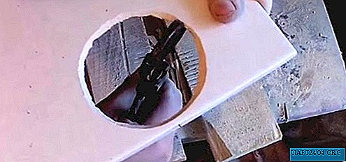 How to cut a hole in a tile grinder