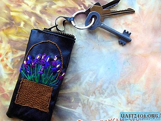 Key holder with embroidery
