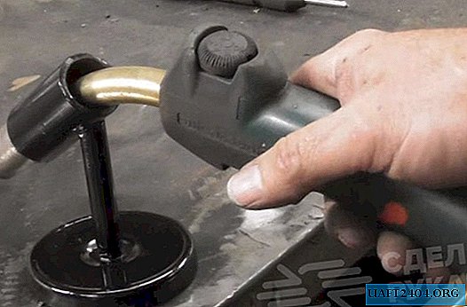 Magnetic holder for the welding "gun"