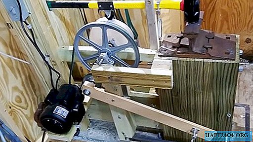 Mechanical drive for sledgehammers