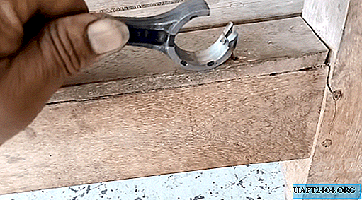 Connecting rod mini nail puller