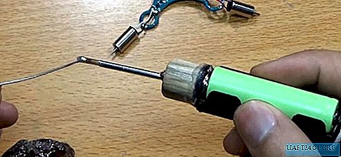 Battery powered mini soldering iron
