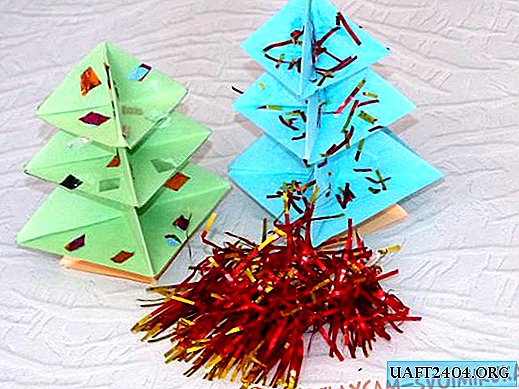 Volumetrische kerstboom gemaakt van papier