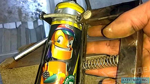 Spray gun holder for spray cans