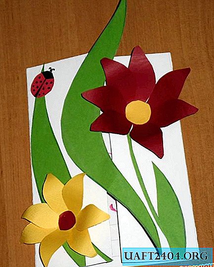 Grußkarte mit Blumen.