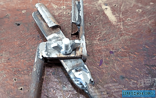 Manual wire bending tool