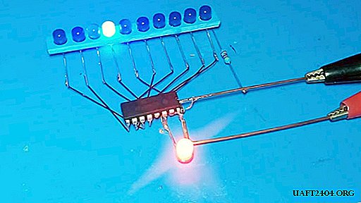 The simplest running lights on just one chip without programming
