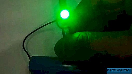 Um pisca-pisca LED simples em um acoplador óptico