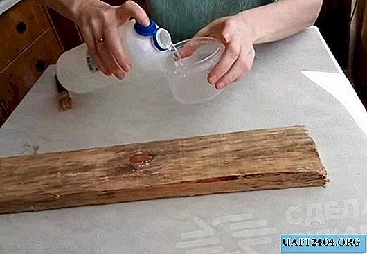 A simple way to get rid of mold on wood