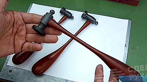 DIY iztaisnošanas āmurs no Damaskas tērauda