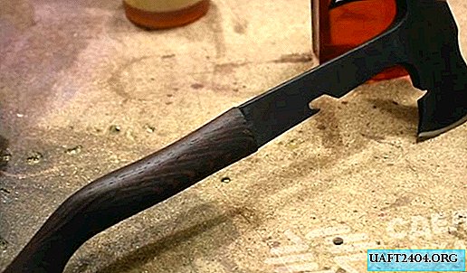Homemade handle for a small hatchet