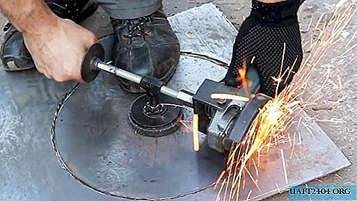 Avtakbart verktøy for å skjære sirkler i metall ved hjelp av en kvern