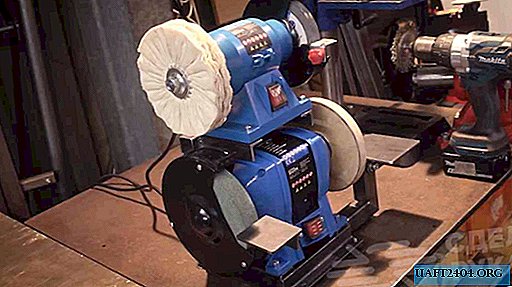 Grinding station of two grinding machines
