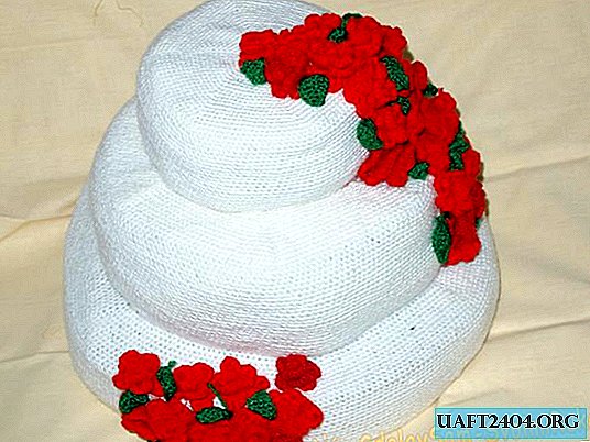 Knitted cake