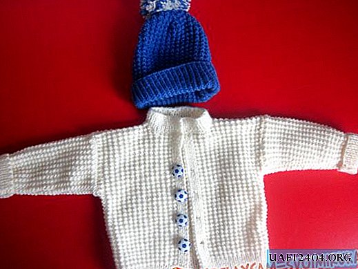 아기를위한 재킷과 모자